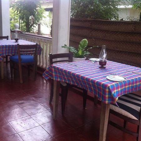 Hotel Sea Drift Negombo Exterior foto