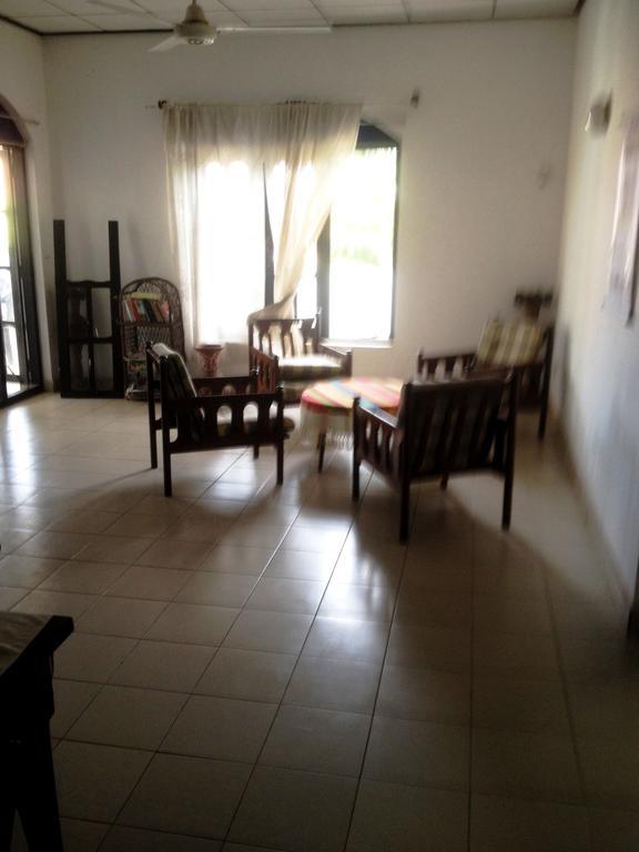 Hotel Sea Drift Negombo Exterior foto